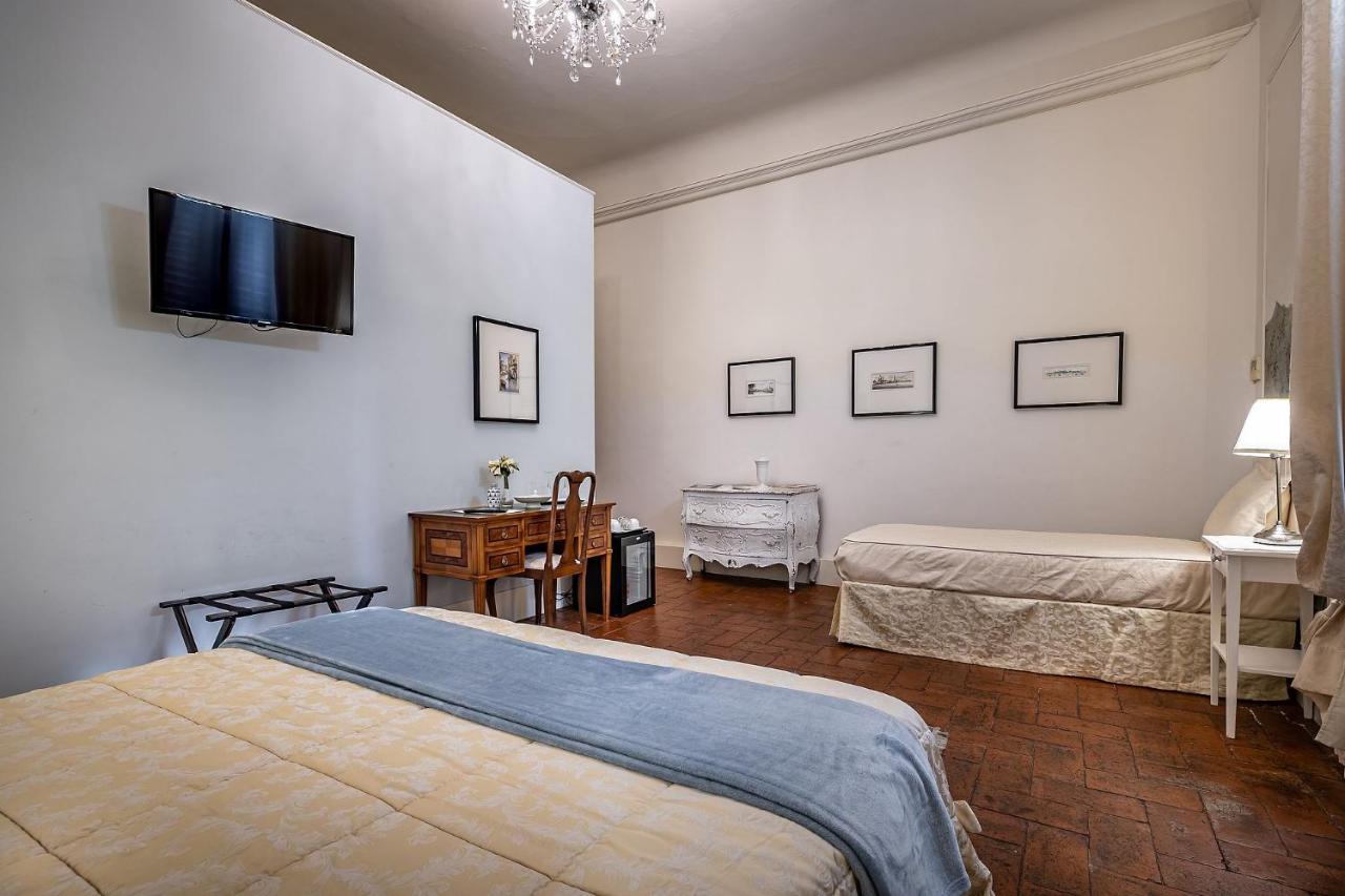 Dimora Bandinelli Bed & Breakfast Florence Exterior photo